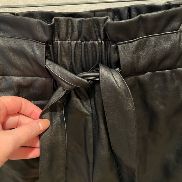 VICI paper bag faux leather shorts size small, tie waist, EUC, see photos - Picture 5 of 8